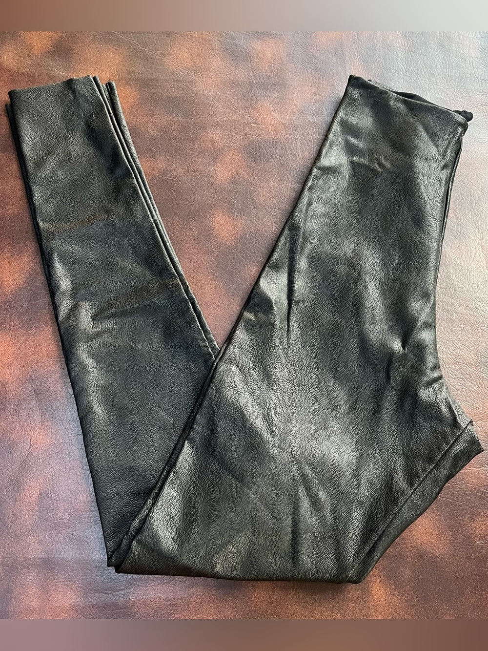 Commando Faux Leather Leggings Black EUC pull-on light compression Sexy SZ XS